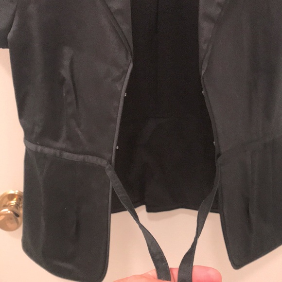 OLD NAVY BLACK Cap Sleve crop JACKET/BLAZER. Sz Med - Picture 5 of 13